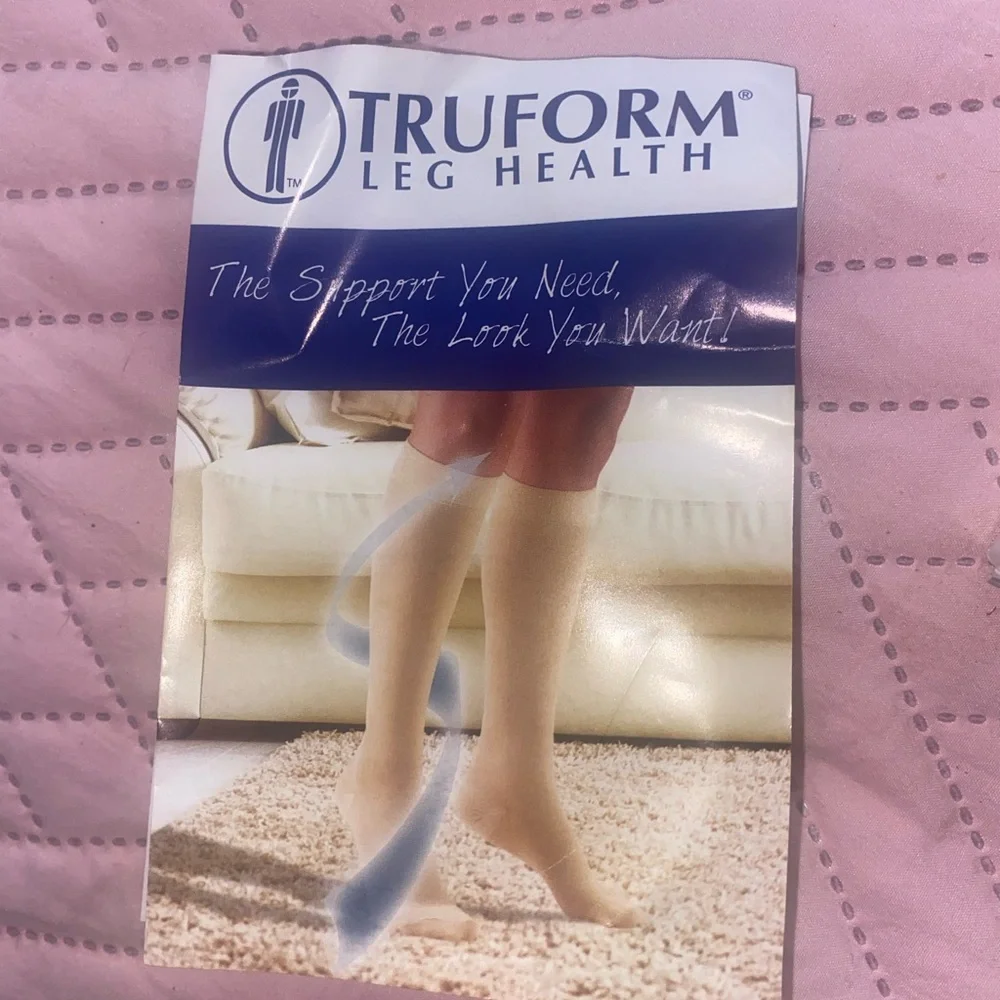 Compression Tights - Picture 4 of 4